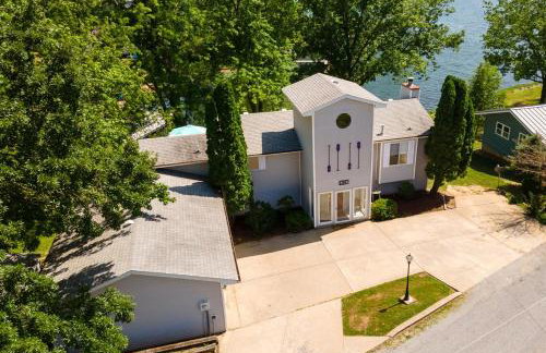 Waterfront 3BR Loft w Dock on Lake of Egypt - Foto 3