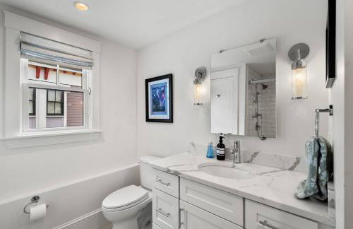 Rare Waterfront Luxury Penthouse|Bearskin Neck - Foto 35