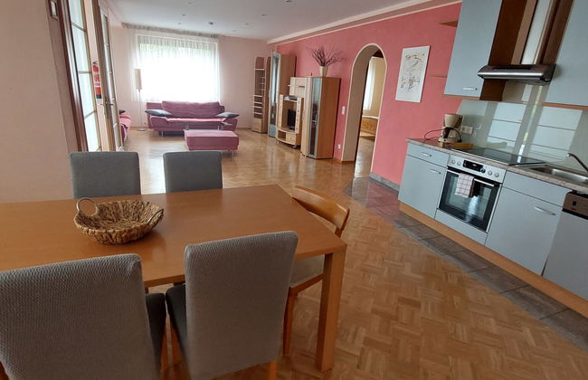 2 bedroom Apartment in Velden am Wörther See with garden and terrace - Photo 3