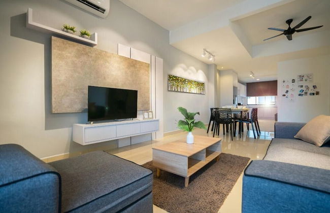 Yolo Desaru - Foto 1