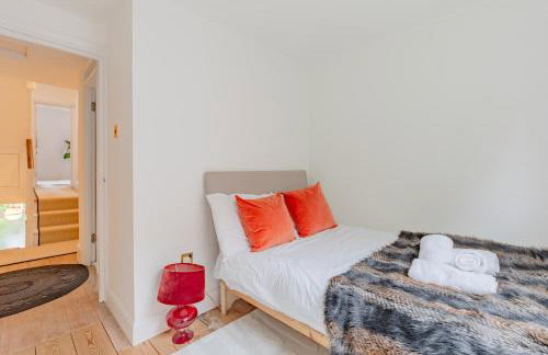 Luxuriously Curated 4BD Home Stoke Newington - Foto 66