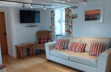 Church Bay Cottage Dog Friendly Sea Views - Foto 9