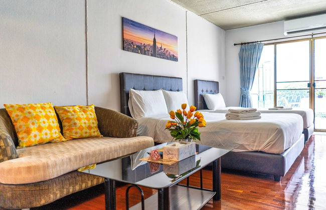 Hillside Plaza & Condotel 4 Downtown - Photo 42