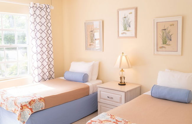 Deluxe Sea View Villas at Paradise Island Beach Club Resort - Foto 9