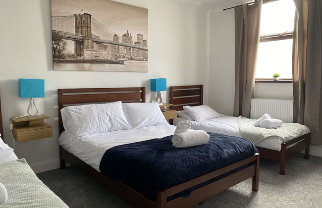 Modern 2 Bedroom Flat in Robert st, Swansea - Foto 3