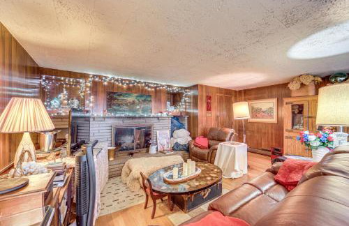 Rustic Chic Retreat 4 Mi to Kennywood! - Foto 4