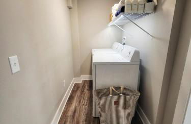 Sweet Cottage near Downtown DSM - Foto 34