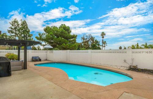 VaCaTiOn Pool FirePit PoolTable CloseToFwy - Foto 5