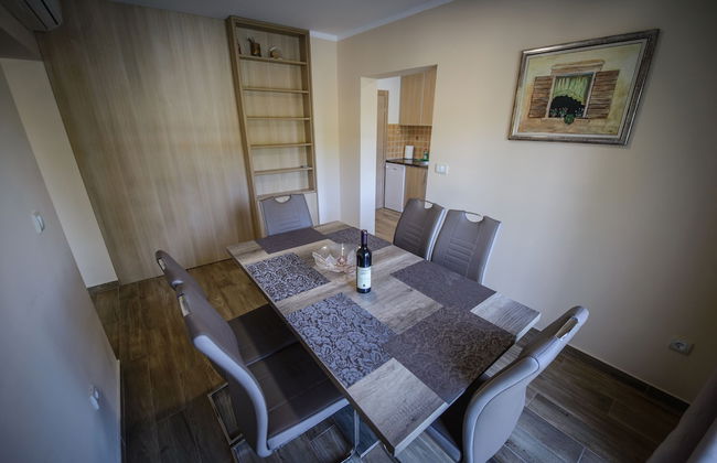 Villa Vrutak - Photo 38