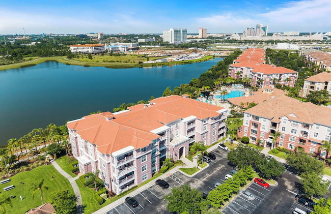 Lakefront Luxury - Photo 78