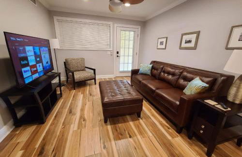 Great Spot near LSU and Mike the tiger - Foto 1