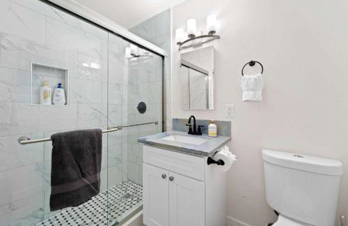 Historic Apartment with Roof Deck in the Heart of North Park - Foto 18