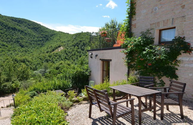 Cozy Couples Getaway w/ Wifi - Foto 1