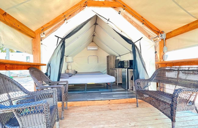 Son's River Ranch Glamping Cabin 13 - Foto 47