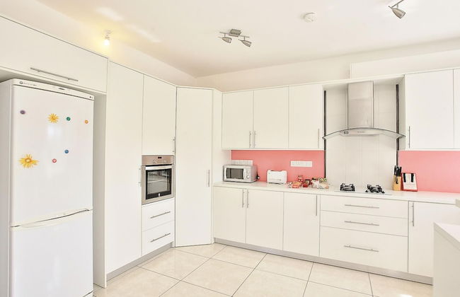 Villa Georgios Rafaela - Photo 12