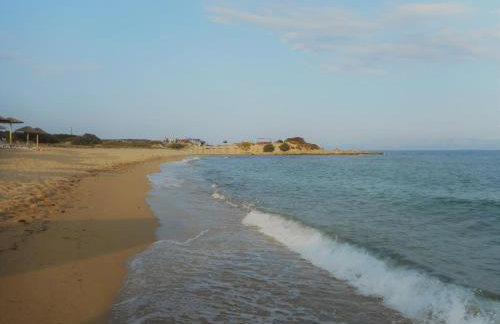 Gorginas Home - Photo 17