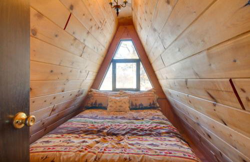 8 Mi to Dogwood Canyon Cozy Cabin with Deck - Foto 14