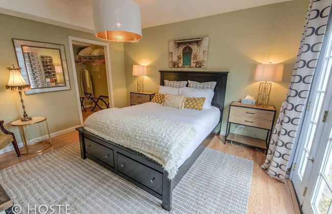 Chic Boutique Wine + Mtns Walk Everywhere - Foto 15