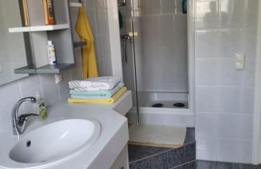 Ferienhaus Meisenglück - Ihr großes und komfortables Ferienhaus in 97633 Sulzfeld-Leinach - Foto 9