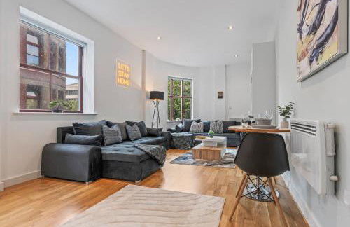 Leeds Stylish City Flat - Sleeps 8 - 2 mins to City Centre - Foto 5