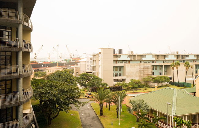 1 Bedroom Luxury Apartment - Photo 34