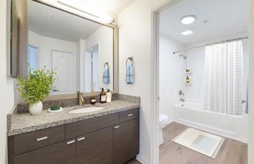 Marina Hideaway - Pool, Hot Tub & Gym - Photo 12