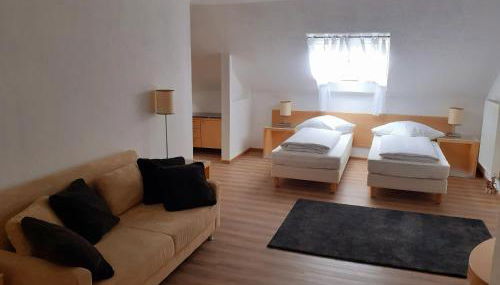 Apartment City Metzingen - Foto 3