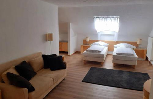 Apartment City Metzingen - Foto 3