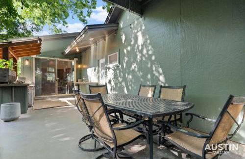 Hot Tub Hideaway an Incredible Hangout plus Amenities - Foto 16