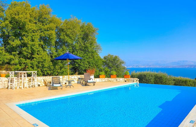 Villa Helona in Lithiasmenos - Photo 22