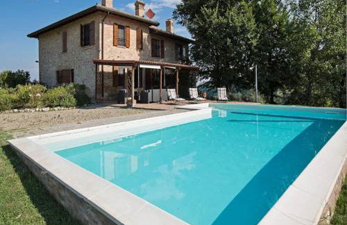 Sunny holiday home with swimming pool - Photo 21