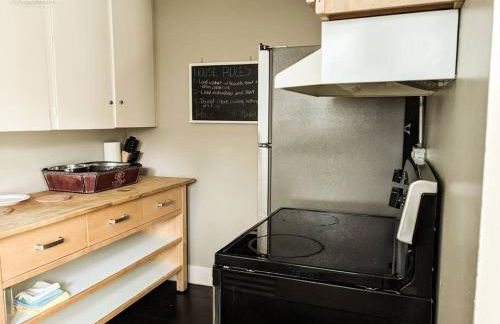 Walker's Paradise 1 with 2 free parking lots - Foto 21