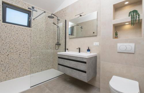 Villa Nacle with Heated Pool and Large Playground near Omis and Split - Photo 22