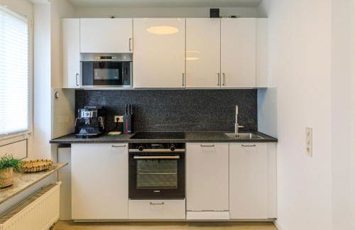 High-quality apartments near Residence - parking space - Foto 4