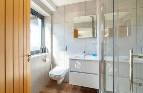 Gardd Y Llys Luxurious Family Retreat with amazing views - Foto 16