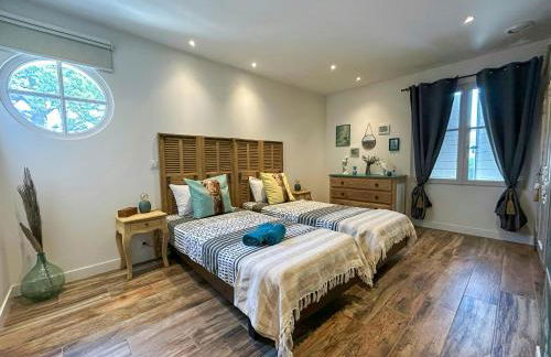 Modern Provençal Villa At The Forest's Edge - Foto 21