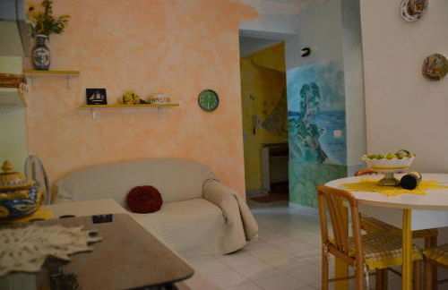 Casa Mimosa - Appartamento con giardino a 50 mt dal mare - Foto 5