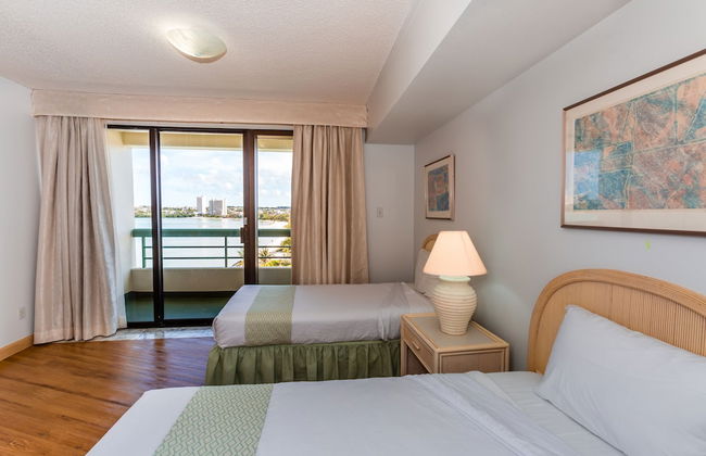 Alupang Beach Tower - Foto 20