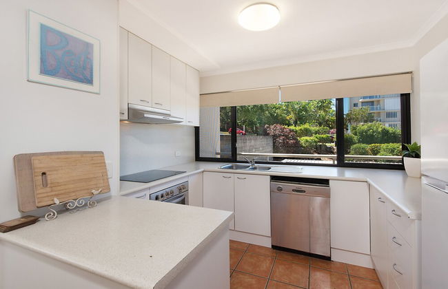 Joanne Apartments - Photo 38