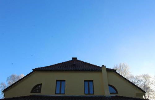 Pauline 3 - Photo 45