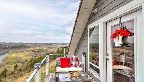 Rustic Norfork Studio with Million Dollar View! - Foto 3