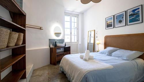 Centre - Parking - 5 min Place Comédie - Tram - Foto 4