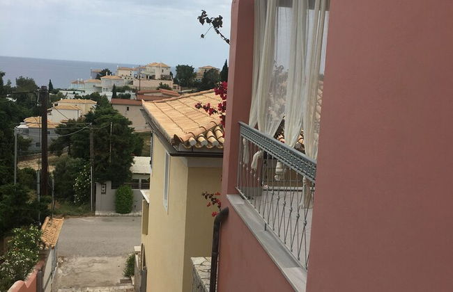 Flower House - Photo 29