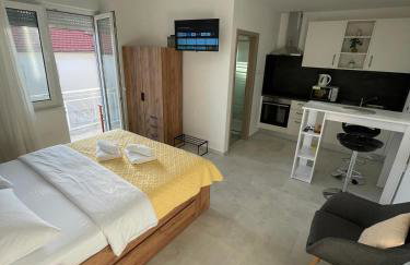 Modern Studio Apartment Iva with Balcony, Free Parking & Wi-Fi, Zadar - Foto 17