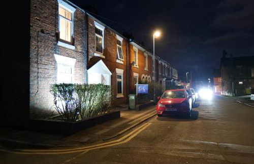 Town Centre House with parking, Wi-Fi - Foto 3