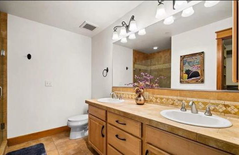 The Riverstone Riviera Affordable Mini City Getaway in CDA - Foto 6