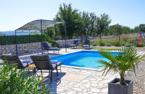 Villa Niko PET FRIENDLY 200 M FROM HIDDEN SANDY BEACH pets stays for free - Photo 5