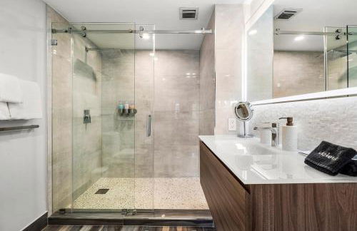 Best Bayfront View Villa with Heated Pool - Foto 44