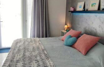 Stylish Apartment near Siena I Private Parking & Air Con & WiFi - Photo 20