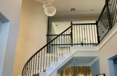 Charming Retreat Modern Luxury Family Sleeps 10 - Foto 44